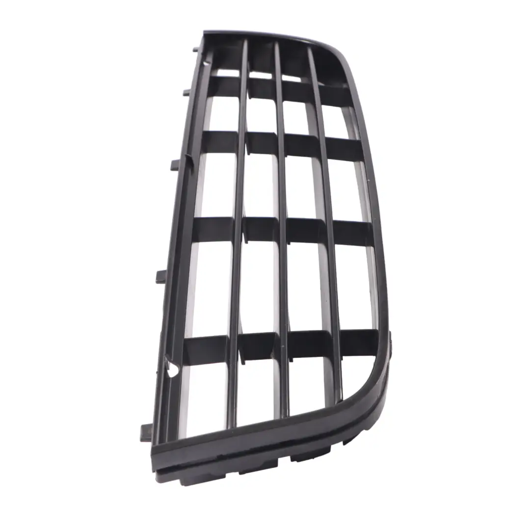 Pare-chocs Avant Grille Inférieure Cache Panneau pour Volkswagen VW Golf V à propos du numéro de pièce 1K0853677C Volkswagen VW Golf V Pare-chocs Avant Grille Inférieure Cache Panneau - SKU 1K0853677C - Numéro de pièce 1K0853677C