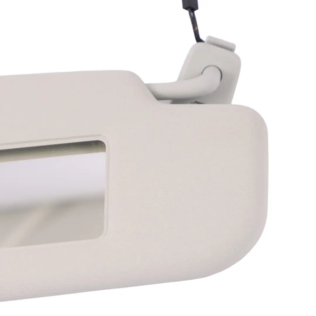 1K Osłona Przeciwsłoneczna Przednia Prawa do VW Volkswagen Golf o numerze 1K0857552K VW Volkswagen Golf 1K Osłona Przeciwsłoneczna Przednia Prawa - SKU 1K0857552K - Numer Części 1K0857552K