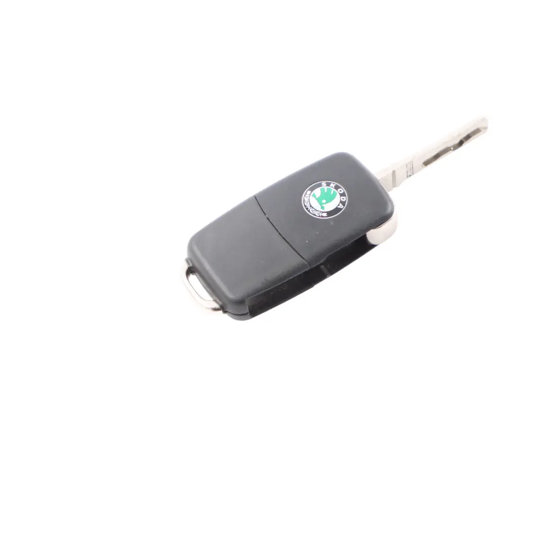 433Mhz Remote Key Fob to Skoda Octavia II with Part number 1K0959753G Skoda Octavia II 433Mhz Remote Key Fob - SKU 1K0959753G - Part number 1K0959753G