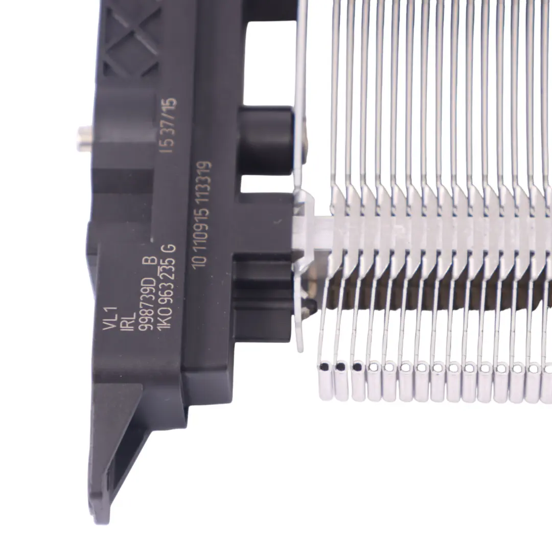 Riscaldatore Elettrico Ausiliario Nucleo Radiatore per Audi Q3 8U con numero di parte 1K0963235G Audi Q3 8U Riscaldatore Elettrico Ausiliario Nucleo Radiatore - SKU 1K0963235G - Numero di parte 1K0963235G
