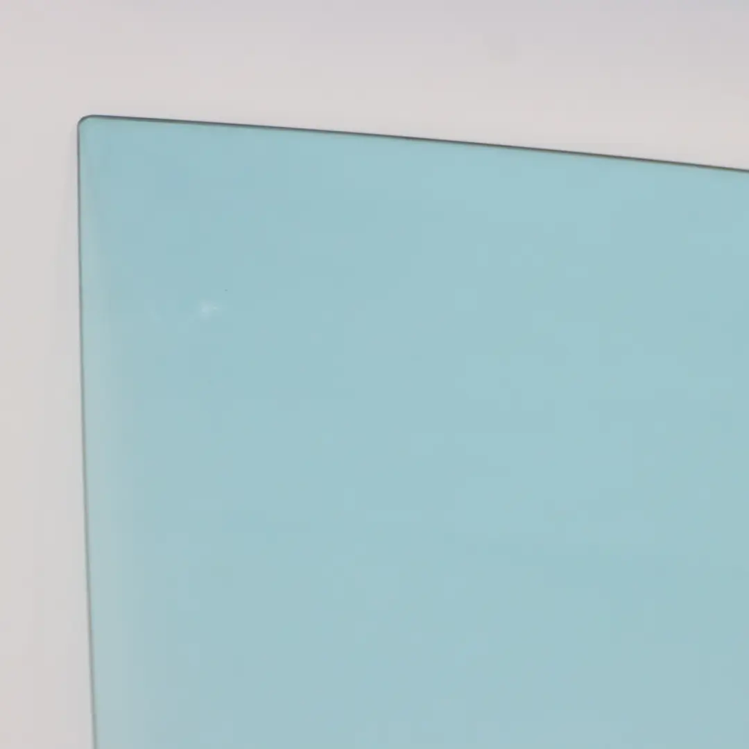 Mk5 Door Window Glass Front Right O/S AS2 Blue to Volkswagen VW Golf with Part number 1K3845202C Volkswagen VW Golf Mk5 Door Window Glass Front Right O/S AS2 Blue - SKU 1K3845202C - Part number 1K3845202C