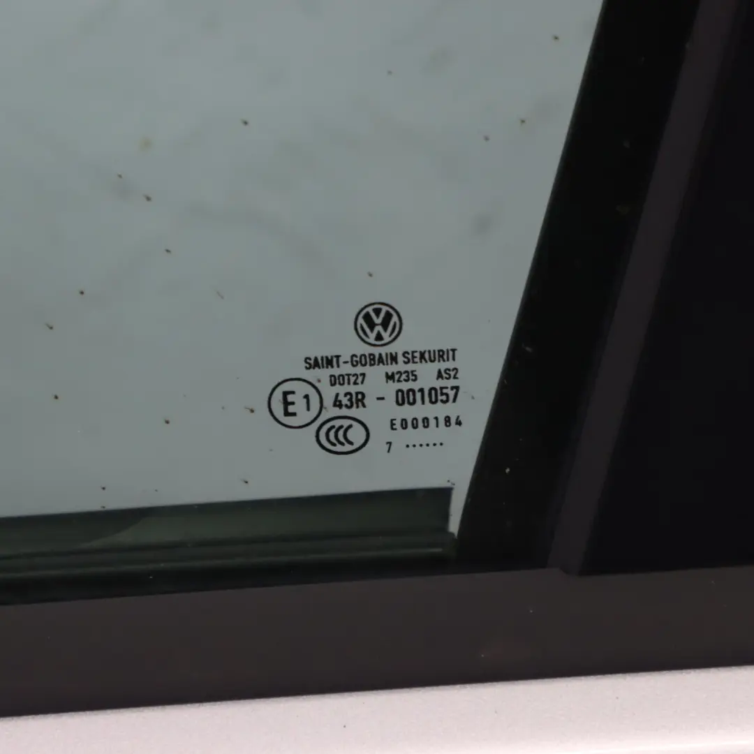Mk5 Door Front Left N/S Reflex Silver Metallic - A7W to Volkswagen VW Golf with Part number 1K4831105G Volkswagen VW Golf Mk5 Door Front Left N/S Reflex Silver Metallic - A7W - SKU 1K4831105G-RES - Part number 1K4831105G