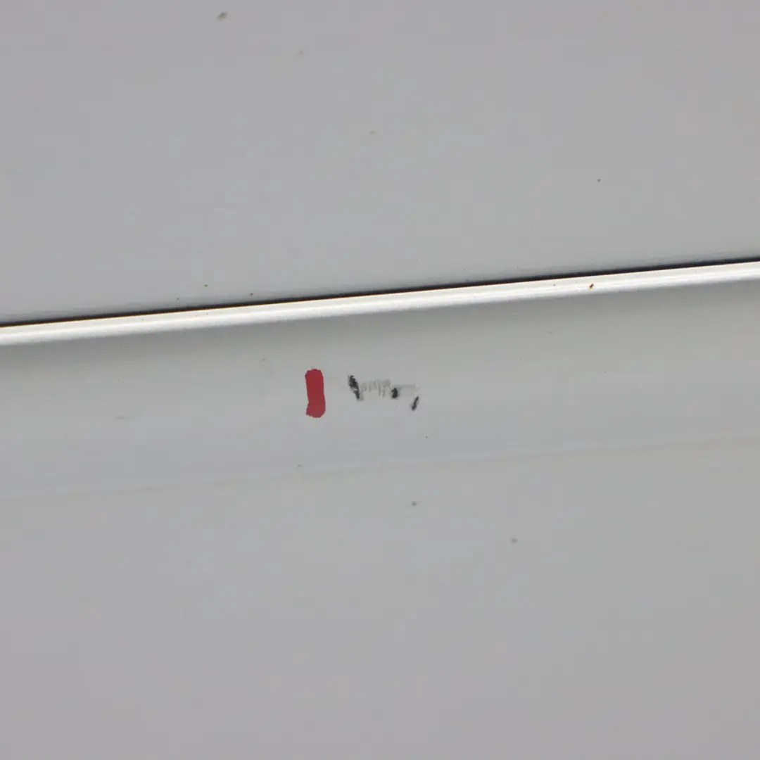 Mk5 Porte Avant Gauche Argent Réflexe Métallisé - A7W pour Volkswagen VW Golf à propos du numéro de pièce 1K4831105G Volkswagen VW Golf Mk5 Porte Avant Gauche Argent Réflexe Métallisé - A7W - SKU 1K4831105G-RES - Numéro de pièce 1K4831105G