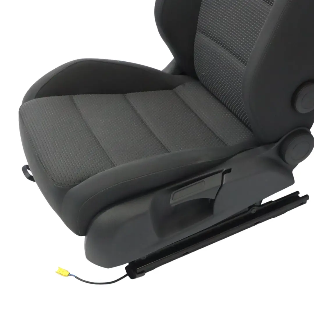 Volkswagen Golf 5 1K Fotel Przedni Lewy Przód Materiałowy Antracyt - SKU 1K4882805Q-1 - Numer Części 1K4882805Q