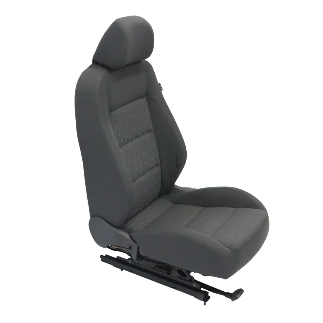Volkswagen Golf 5 1K Fotel Przedni Lewy Przód Materiałowy Antracyt - SKU 1K4882805Q-1 - Numer Części 1K4882805Q
