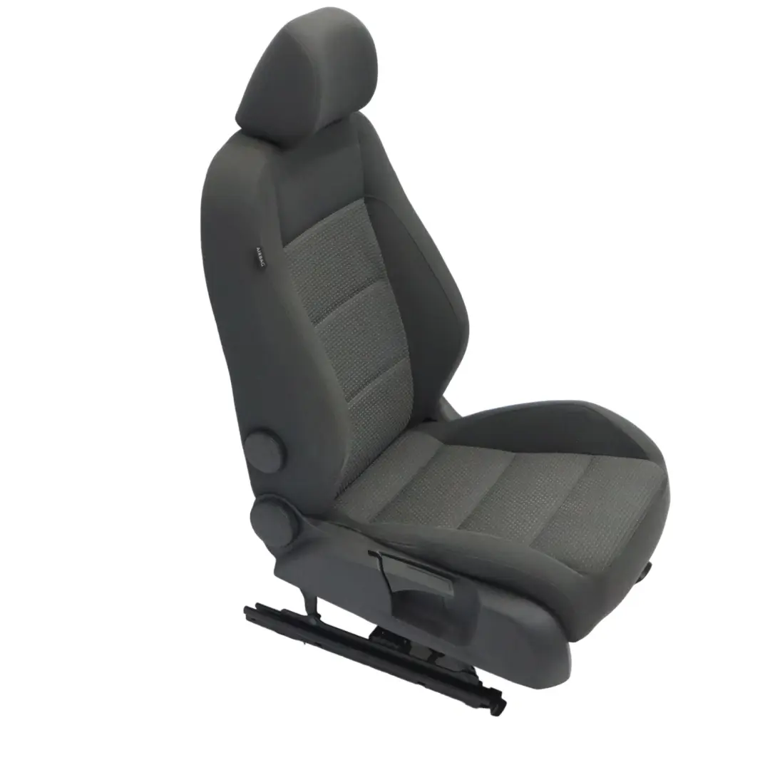 1K Vordersitz Rechts Interieur Stoff Anthrazit für Volkswagen Golf 5 mit Teilenummer 1K4882806DD Volkswagen Golf 5 1K Vordersitz Rechts Interieur Stoff Anthrazit - SKU 1K4882806DD-1 - Teilenummer 1K4882806DD