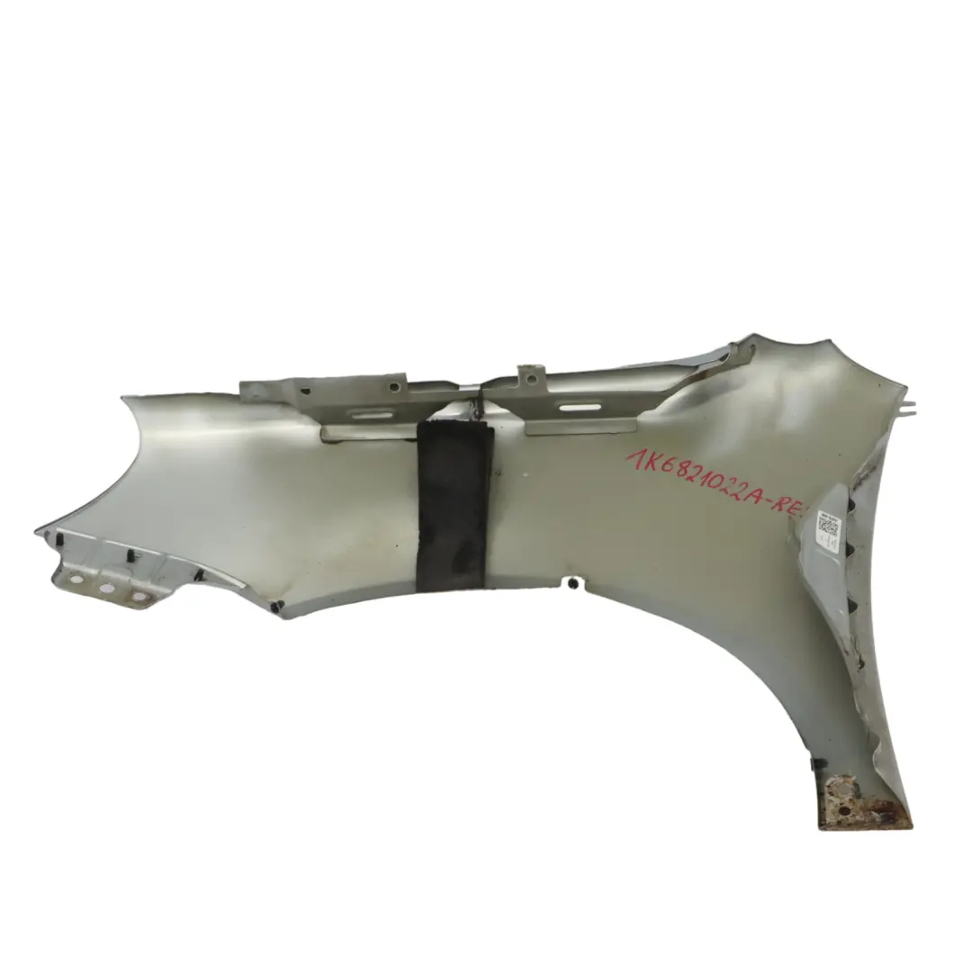 Pannello Anteriore Destro Parafango Reflex Silver - A7W per Volkswagen VW Golf V con numero di parte 1K6821022A Volkswagen VW Golf V Pannello Anteriore Destro Parafango Reflex Silver - A7W - SKU 1K6821022A-RES - Numero di parte 1K6821022A