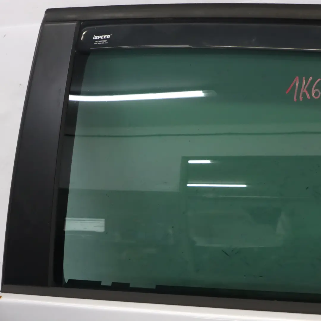 Mk5 Porta Posteriore Sinistra Reflex Silver Metallic - A7W per VW Volkswagen Golf con numero di parte 1K6833105J VW Volkswagen Golf Mk5 Porta Posteriore Sinistra Reflex Silver Metallic - A7W - SKU 1K6833105J-RES - Numero di parte 1K6833105J