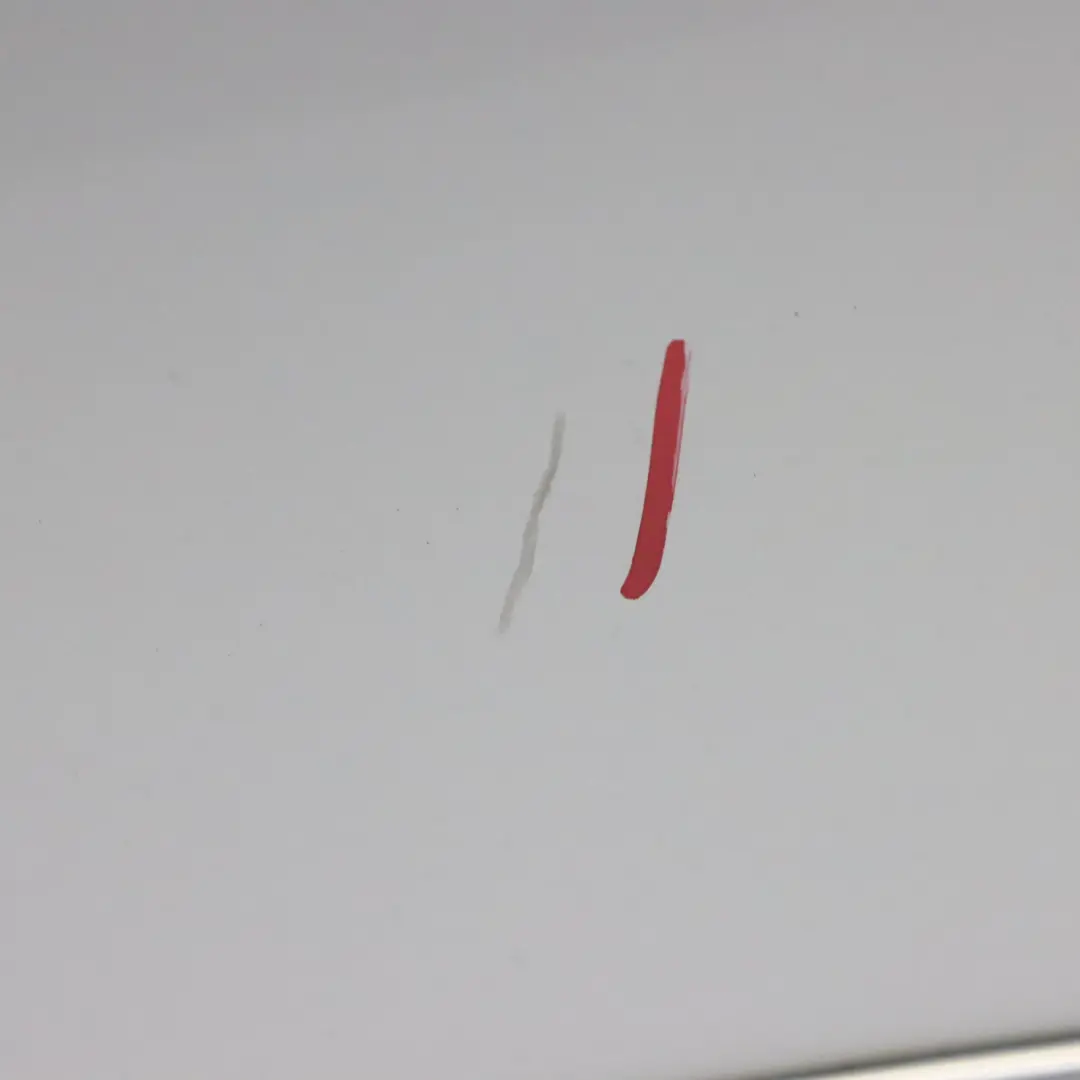 Mk5 Drzwi Lewe Tylne Reflex Silver Srebrny Metalik - A7W do VW Volkswagen Golf o numerze 1K6833105J VW Volkswagen Golf Mk5 Drzwi Lewe Tylne Reflex Silver Srebrny Metalik - A7W - SKU 1K6833105J-RES - Numer Części 1K6833105J