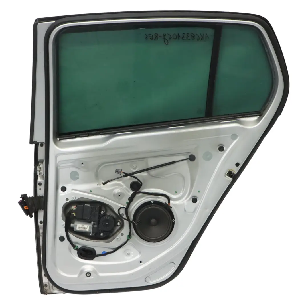VW Volkswagen Golf V Drzwi Prawe Tylne Reflex Silver Srebrny Metalik - A7W - SKU 1K6833106J-RES - Numer Części 1K6833106J