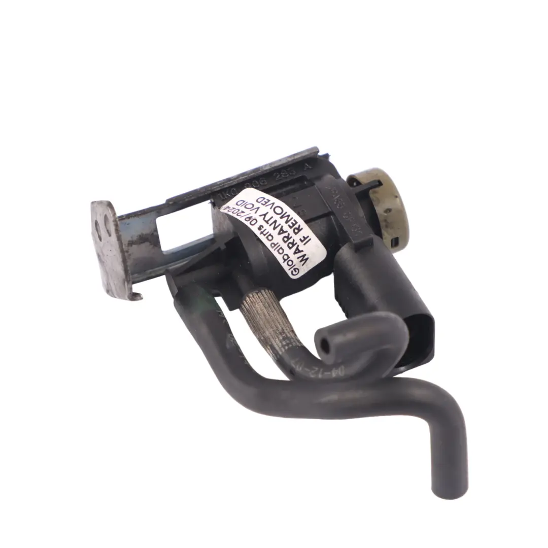 Électrovanne à clapet d'entrée du collecteur pour Audi Q7 4L 3.0 TDI BUG à propos du numéro de pièce 1KO906283 Audi Q7 4L 3.0 TDI BUG Électrovanne à clapet d'entrée du collecteur - SKU 1KO906283 - Numéro de pièce 1KO906283