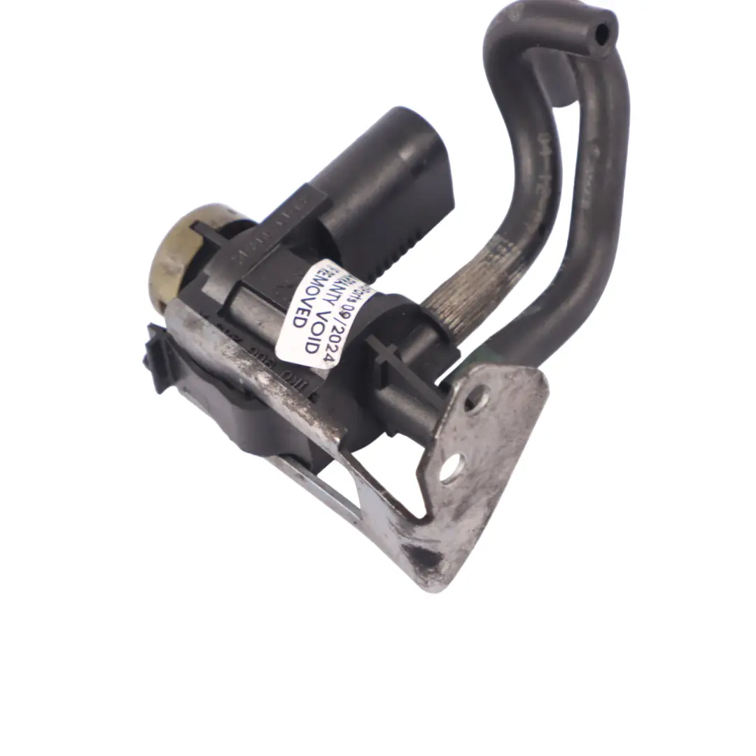 Électrovanne à clapet d'entrée du collecteur pour Audi Q7 4L 3.0 TDI BUG à propos du numéro de pièce 1KO906283 Audi Q7 4L 3.0 TDI BUG Électrovanne à clapet d'entrée du collecteur - SKU 1KO906283 - Numéro de pièce 1KO906283