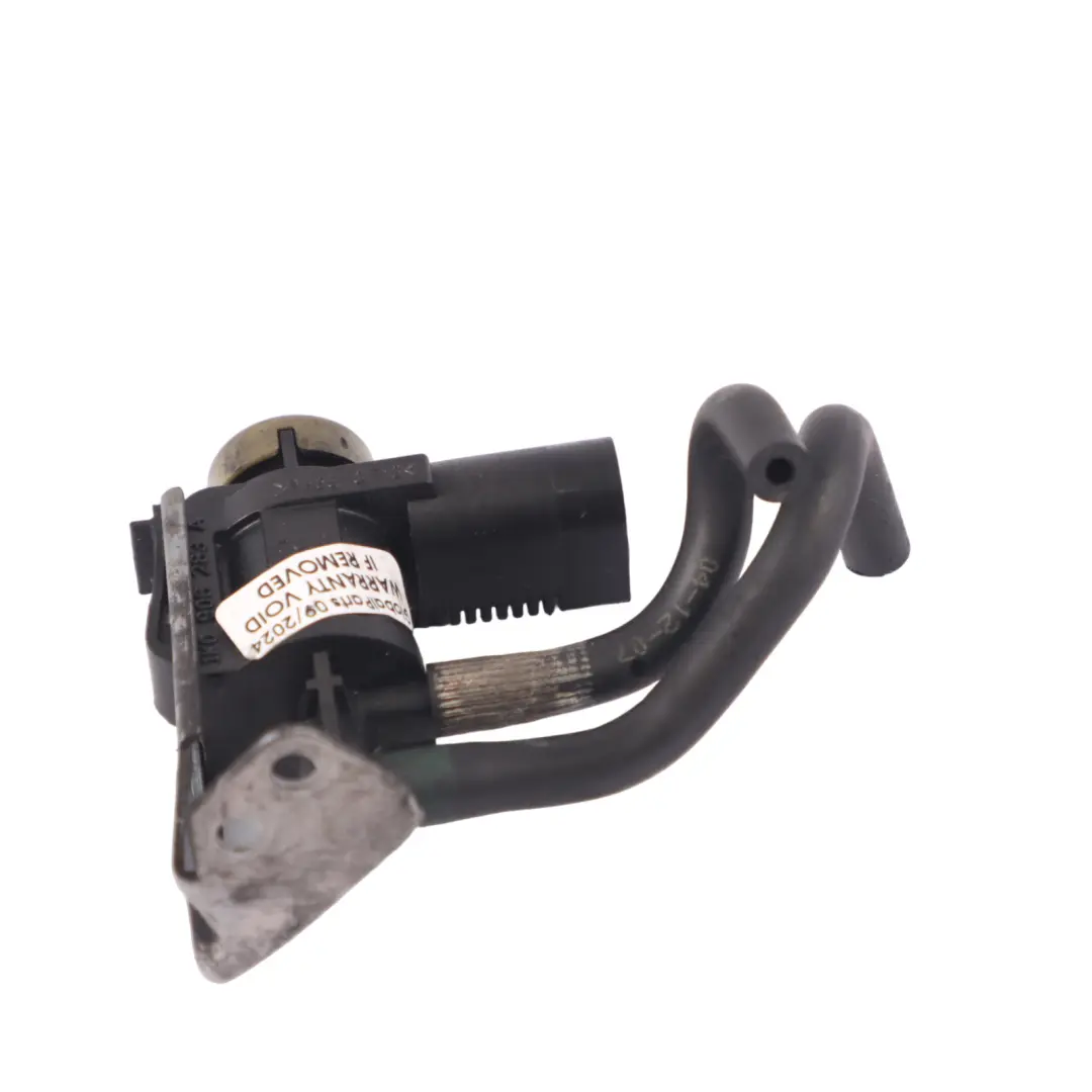 Valvola solenoide flap collettore di ingresso per Audi Q7 4L 3.0 TDI BUG con numero di parte 1KO906283 Audi Q7 4L 3.0 TDI BUG Valvola solenoide flap collettore di ingresso - SKU 1KO906283 - Numero di parte 1KO906283