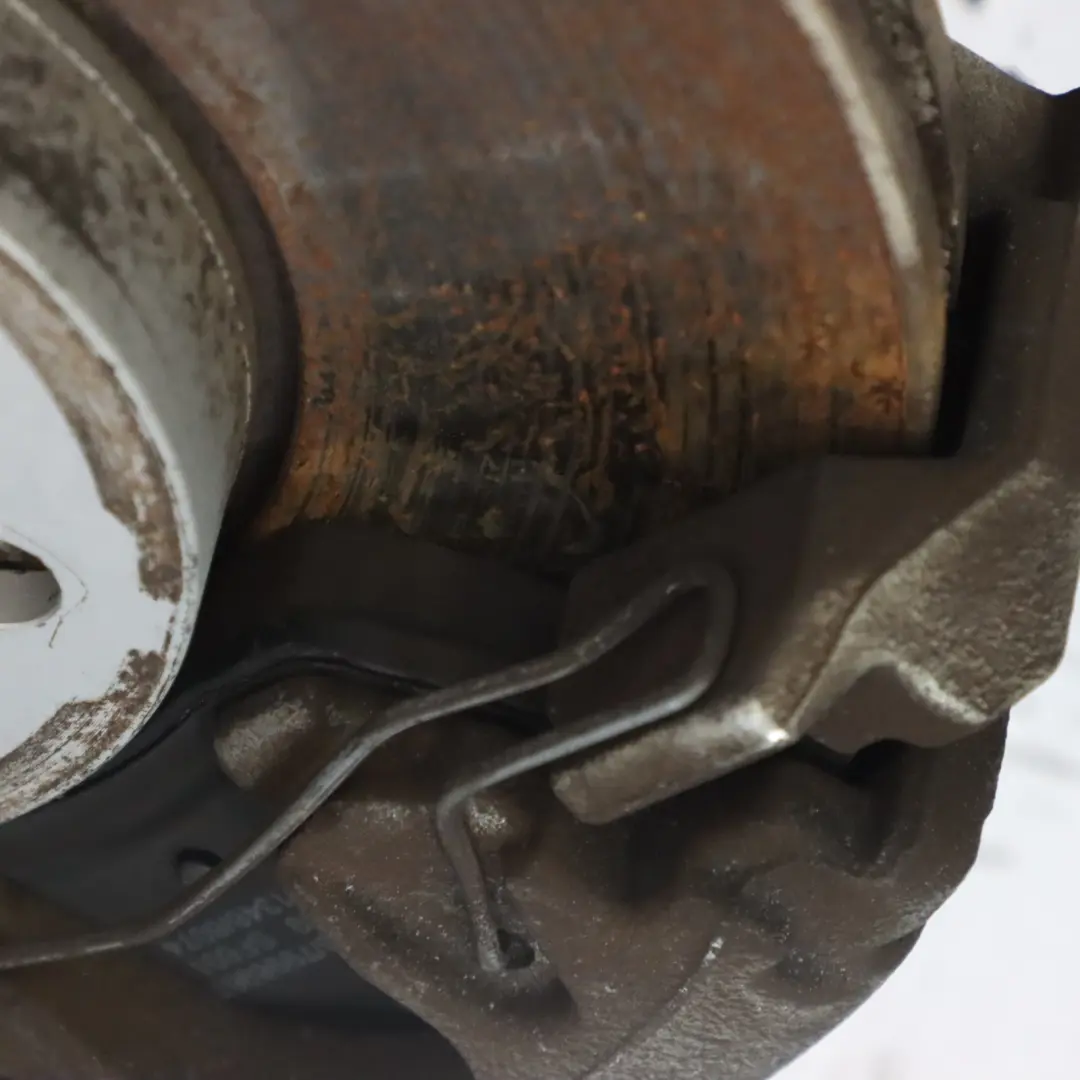 VW Touran 1T Suspensión Pierna Delantera Derecha Rueda Portador Hub - SKU 1T0413031GP-1 - Número de pieza 1T0413031GP