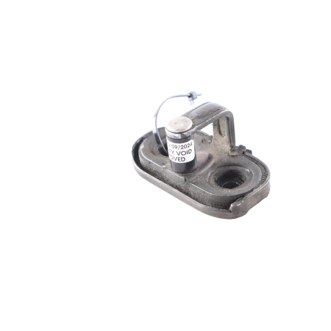 Taillgate Trunk Lock Striker Plate to Volkswagen Polo 6R with Part number 1T0827517A Volkswagen Polo 6R Taillgate Trunk Lock Striker Plate - SKU 1T0827517A - Part number 1T0827517A