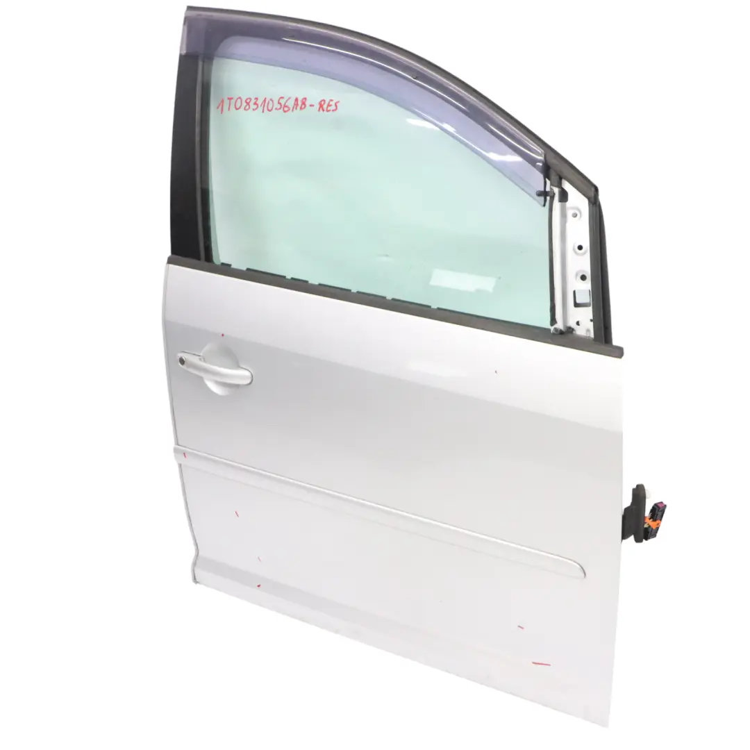 Puerta Delantera Derecha Reflex Silver Metallic - LA7W para Volkswagen VW Touran 1T con número de pieza 1T0831056AB Volkswagen VW Touran 1T Puerta Delantera Derecha Reflex Silver Metallic - LA7W - SKU 1T0831056AB-RES - Número de pieza 1T0831056AB