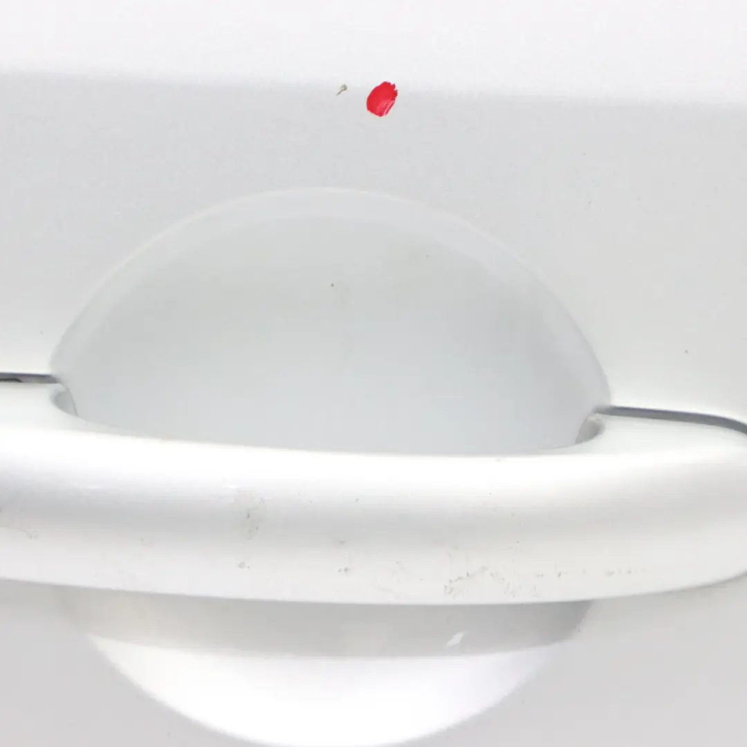 Porta Anteriore Destra Reflex Silver Metallic - LA7W per Volkswagen VW Touran 1T con numero di parte 1T0831056AB Volkswagen VW Touran 1T Porta Anteriore Destra Reflex Silver Metallic - LA7W - SKU 1T0831056AB-RES - Numero di parte 1T0831056AB