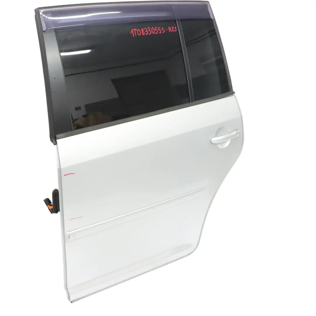 Porta Posteriore Sinistra Reflex Silver - LA7W per Volkswagen VW Touran 1T con numero di parte 1T0833055S Volkswagen VW Touran 1T Porta Posteriore Sinistra Reflex Silver - LA7W - SKU 1T0833055S-RES - Numero di parte 1T0833055S