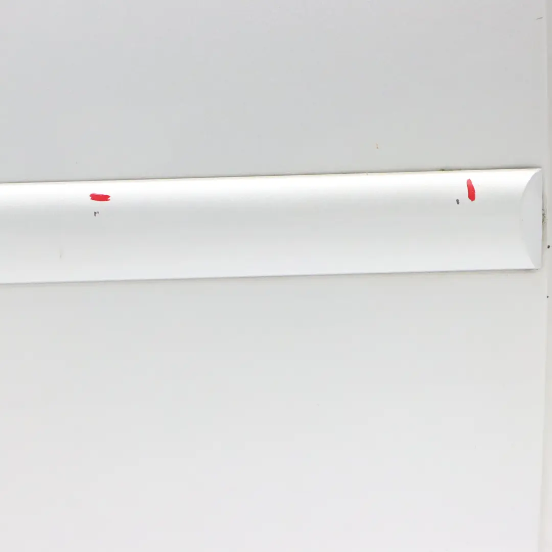 Arrière Droite Reflex Silver Metallic - LA7W pour Volkswagen VW Touran 1T Porte à propos du numéro de pièce 1T0833056S Volkswagen VW Touran 1T Porte Arrière Droite Reflex Silver Metallic - LA7W - SKU 1T0833056S-RES - Numéro de pièce 1T0833056S