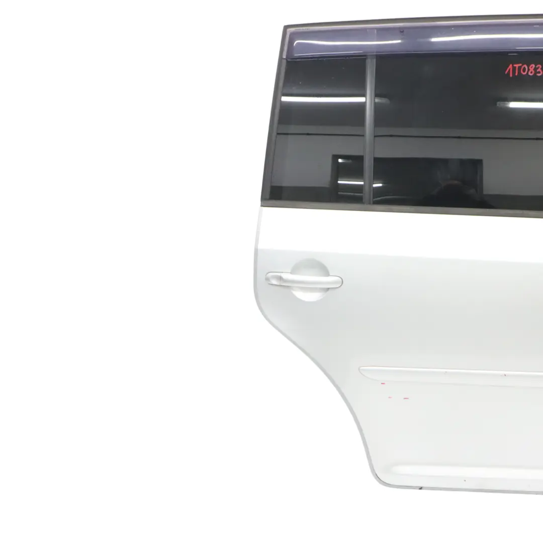 Puerta Trasera Derecha Puerta Reflex Silver Metallic - LA7W para Volkswagen VW Touran con número de pieza 1T0833056S Volkswagen VW Touran Puerta Trasera Derecha Puerta Reflex Silver Metallic - LA7W - SKU 1T0833056S-RES - Número de pieza 1T0833056S