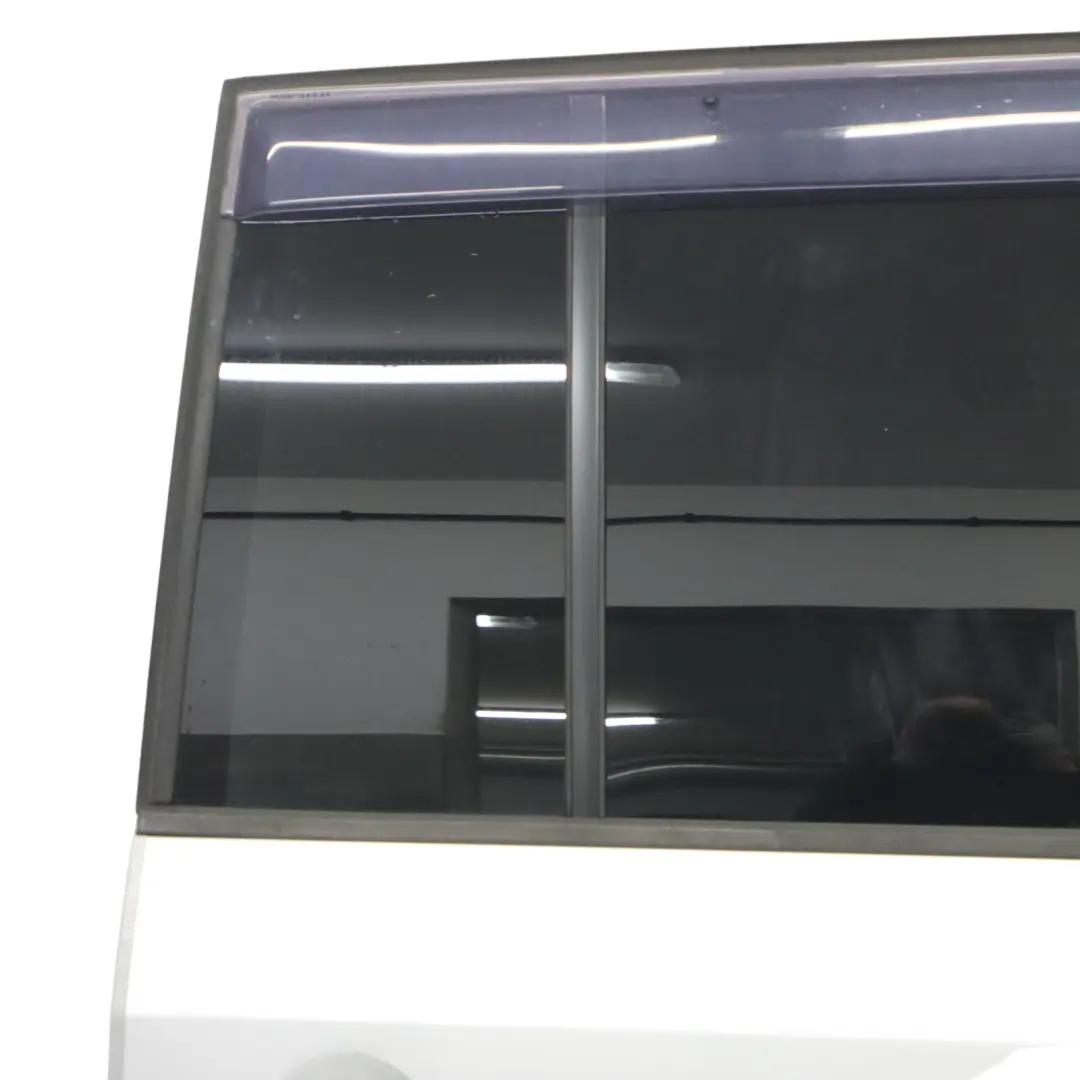 Porta Posteriore Destra Reflex Silver Metallic - LA7W per Volkswagen VW Touran 1T con numero di parte 1T0833056S Volkswagen VW Touran 1T Porta Posteriore Destra Reflex Silver Metallic - LA7W - SKU 1T0833056S-RES - Numero di parte 1T0833056S