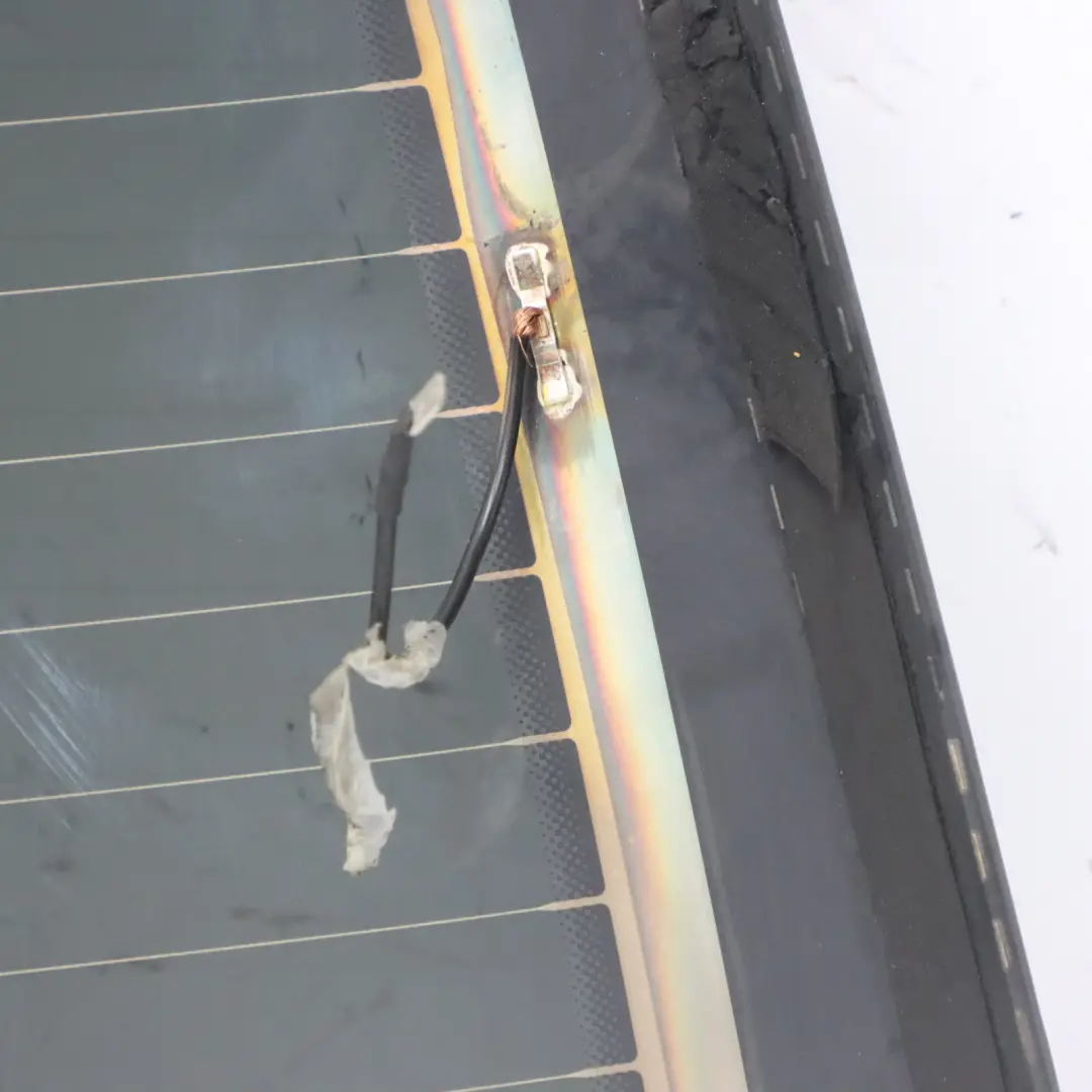 Szyba Tylna Klapy Podgrzewana Przyciemniana do VW Volkswagen Touran 1T o numerze 1T0845051H VW Volkswagen Touran 1T Szyba Tylna Klapy Podgrzewana Przyciemniana - SKU 1T0845051H - Numer Części 1T0845051H