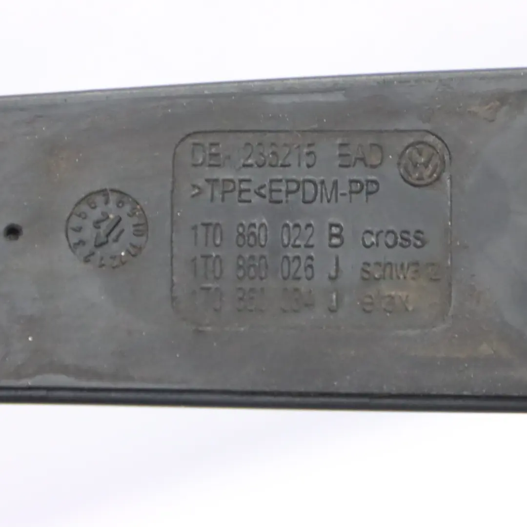 Techo Izquierda Derecha Juego de Molduras de Barandilla para Volkswagen VW Touran 1T con número de pieza 1T0860026J Volkswagen VW Touran 1T Techo Izquierda Derecha Juego de Molduras de Barandilla - SKU 1T0860026J - Número de pieza 1T0860026J