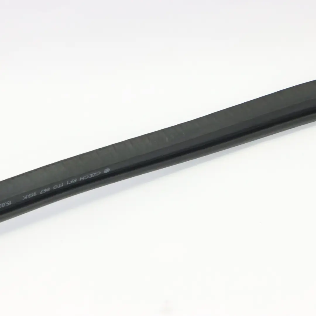 Joint de Porte Arrière Gauche Droite pour Volkswagen VW Touran 1T à propos du numéro de pièce 1T0867913L Volkswagen VW Touran 1T Joint de Porte Arrière Gauche Droite - SKU 1T0867913L - Numéro de pièce 1T0867913L