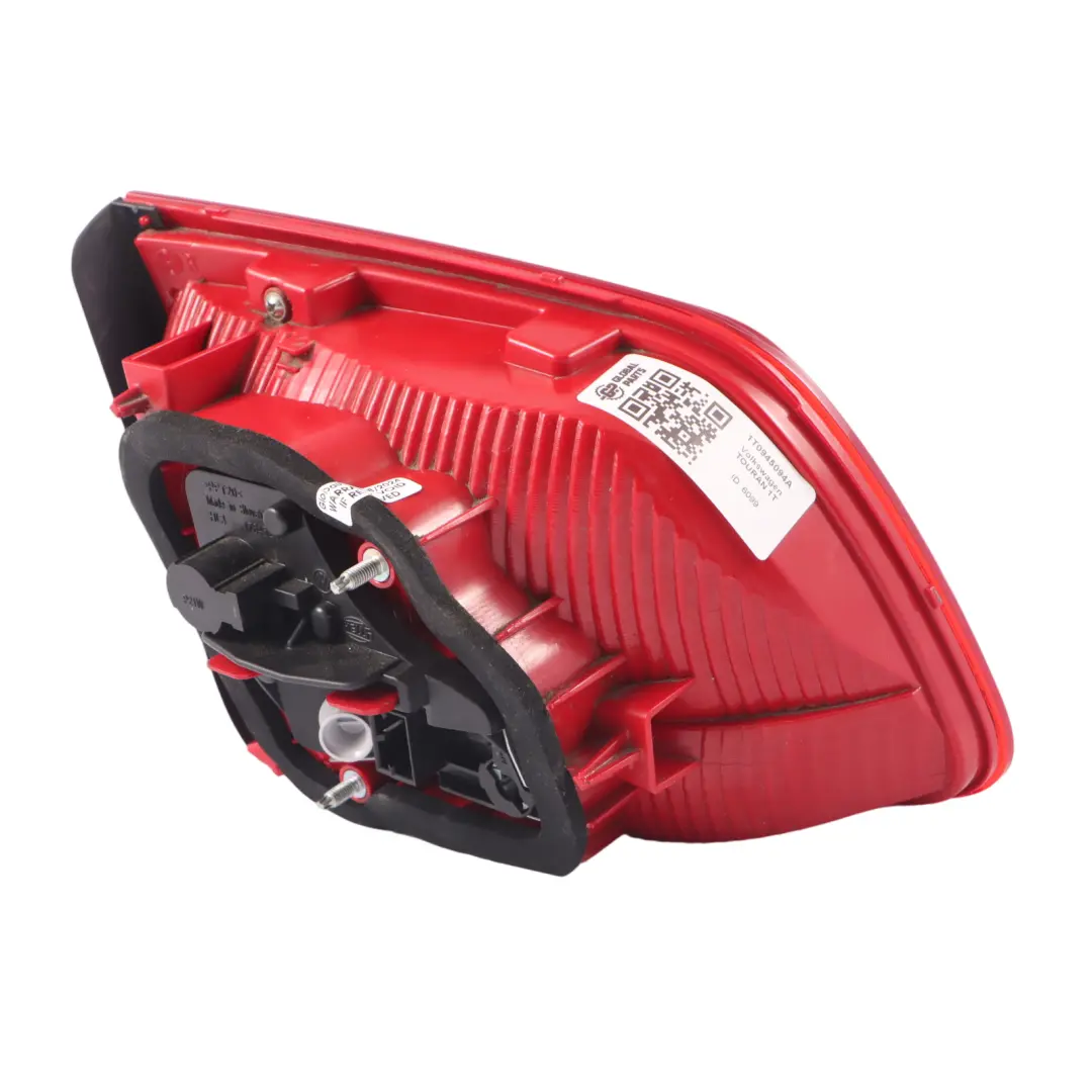 Fanale Luce Baule Portellone Posteriore Destro per Volkswagen Touran 1T con numero di parte 1T0945094A Volkswagen Touran 1T Fanale Luce Baule Portellone Posteriore Destro - SKU 1T0945094A - Numero di parte 1T0945094A