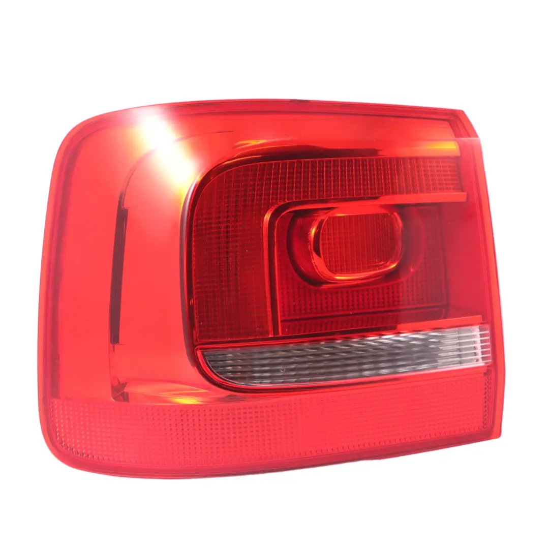  Volskwagen Touran 1T Rear Lamp Trunk Light Left N/S Tailgate - SKU 1T0945095R - Part number 1T0945095R