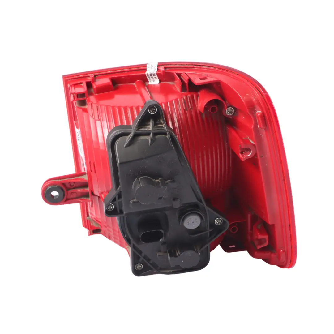  Volskwagen Touran 1T Lampada Posteriore Baule Sinistra Portellone - SKU 1T0945095R - Numero di parte 1T0945095R