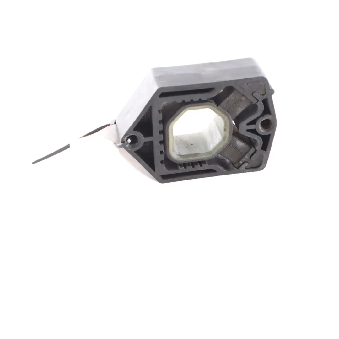 Radiator Holder Bracket Support to Skoda Octavia II with Part number 1Z0121367B Skoda Octavia II Radiator Holder Bracket Support - SKU 1Z0121367B - Part number 1Z0121367B