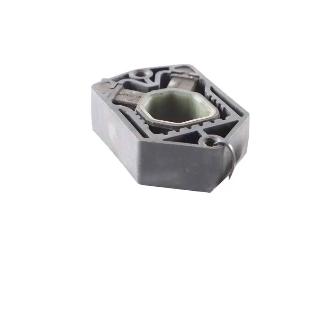 Skoda Octavia II Radiator Holder Bracket Support - SKU 1Z0121367B - Part number 1Z0121367B