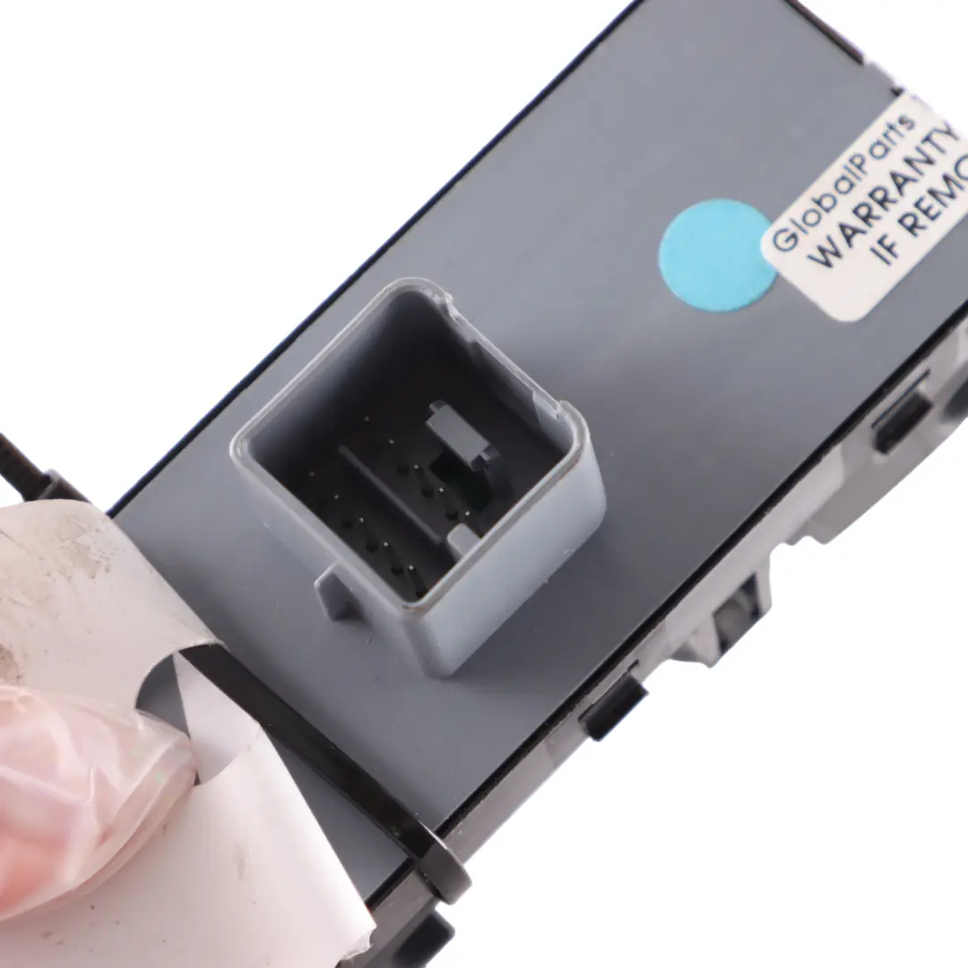 Window Lifter Front Door Right O/S Control Panel 1Z0959858B to Skoda Octavia II with Part number 1Z0959858B-1 Skoda Octavia II Window Lifter Front Door Right O/S Control Panel 1Z0959858B - SKU 1Z0959858B-1 - Part number 1Z0959858B-1