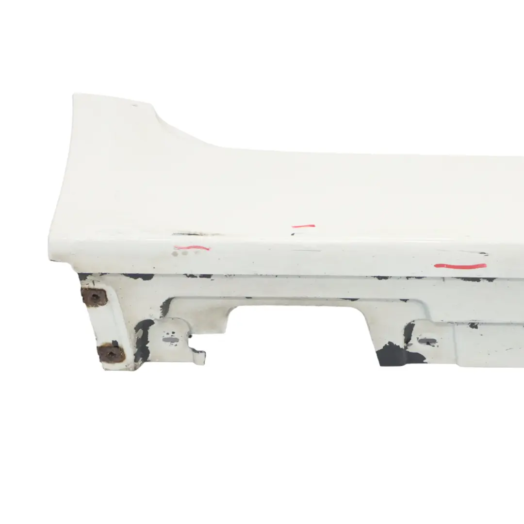 BMW F10 Gonna Laterale Destra Pannello di Copertura Soglia Alpinweiss 3 - 300 - SKU 2209828-AW1 - Numero di parte 2209828