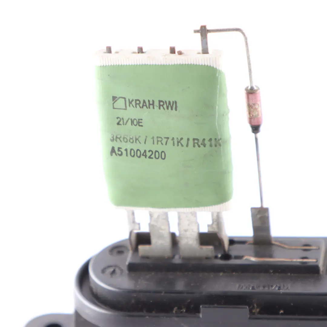 Heater Air Conditioning Fan Regulator Unit to Renault Master 3 with Part number 271500889R Renault Master 3 Heater Air Conditioning Fan Regulator Unit - SKU 271500889R - Part number 271500889R