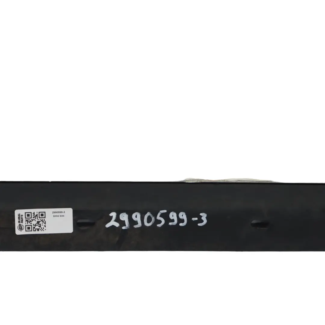 Panneau habillage bas porte gauche laterale pour BMW X1 E84 X Line à propos du numéro de pièce 2990599 BMW X1 E84 X Line Panneau habillage bas porte gauche laterale - SKU 2990599-3 - Numéro de pièce 2990599