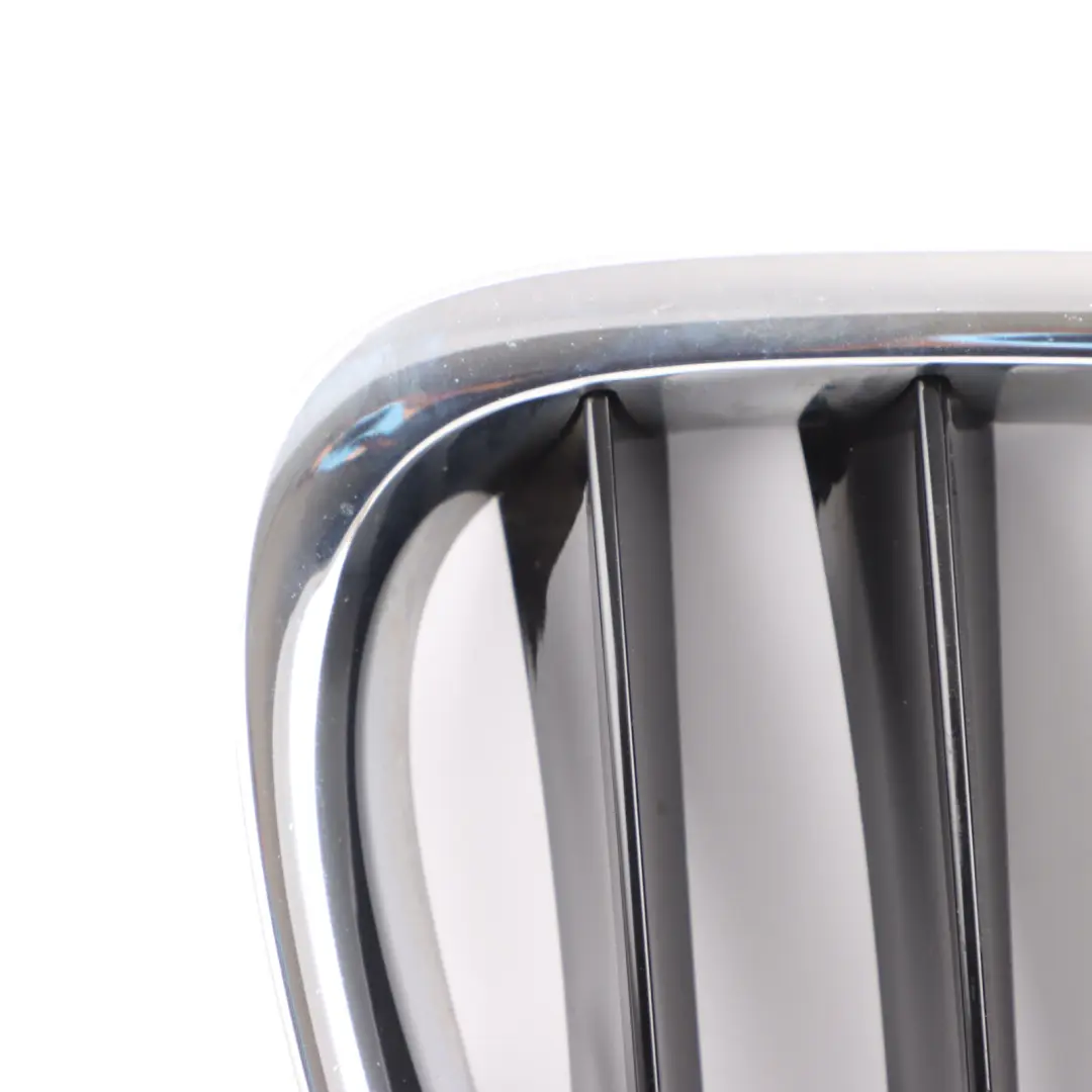 BMW X1 E84 Kratka Grill Nerka Zderzaka Przedni Prawy Przód Czarna - SKU 2993306 - Numer Części 2993306