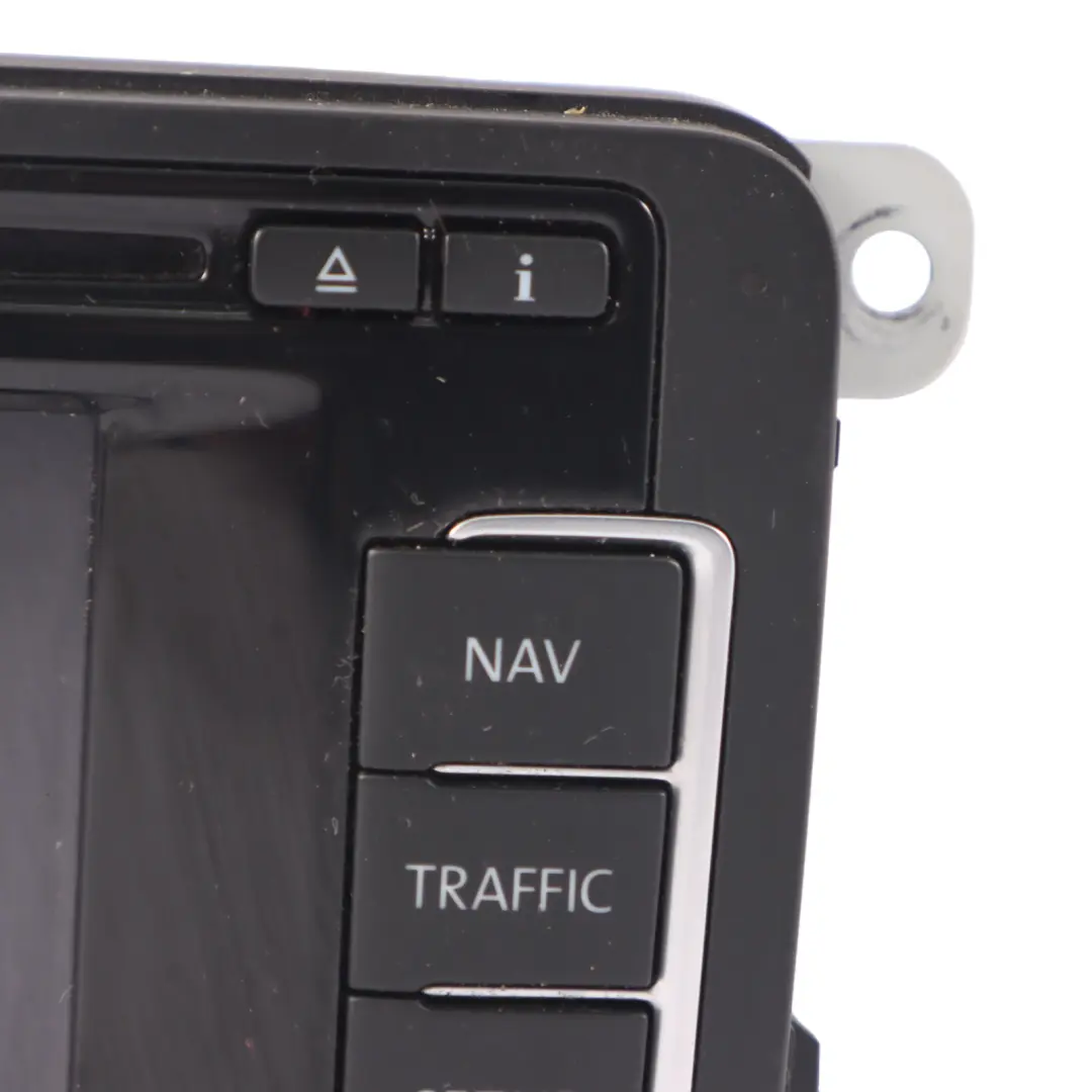 Sat Navi Stereo Radio Hauptgerät CD Spieler für Volkswagen Tiguan 5N mit Teilenummer 2K0035279C Volkswagen Tiguan 5N Sat Navi Stereo Radio Hauptgerät CD Spieler - SKU 2K0035279C - Teilenummer 2K0035279C