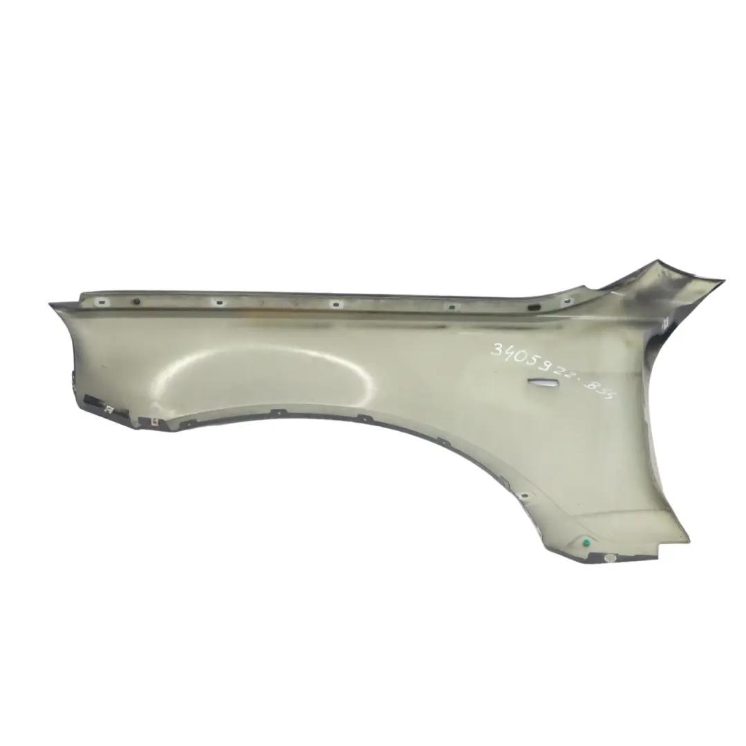 Aleta Lateral Delantera Derecha Negro Zafiro Metalizado - 475 para BMW X3 E83 con número de pieza 3405922 BMW X3 E83 Aleta Lateral Delantera Derecha Negro Zafiro Metalizado - 475 - SKU 3405922-BS4 - Número de pieza 3405922