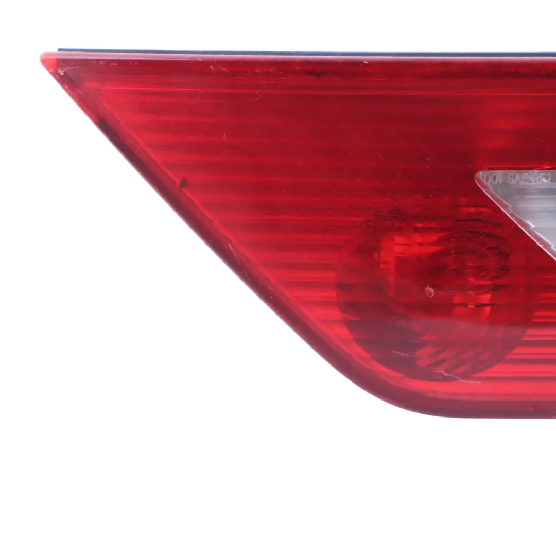 BMW X3 E83 Feu Arrière Droit Dans Le Couvercle Du Coffre Feu De hayon 3418442 - SKU 3418442-1 - Numéro de pièce 3414012