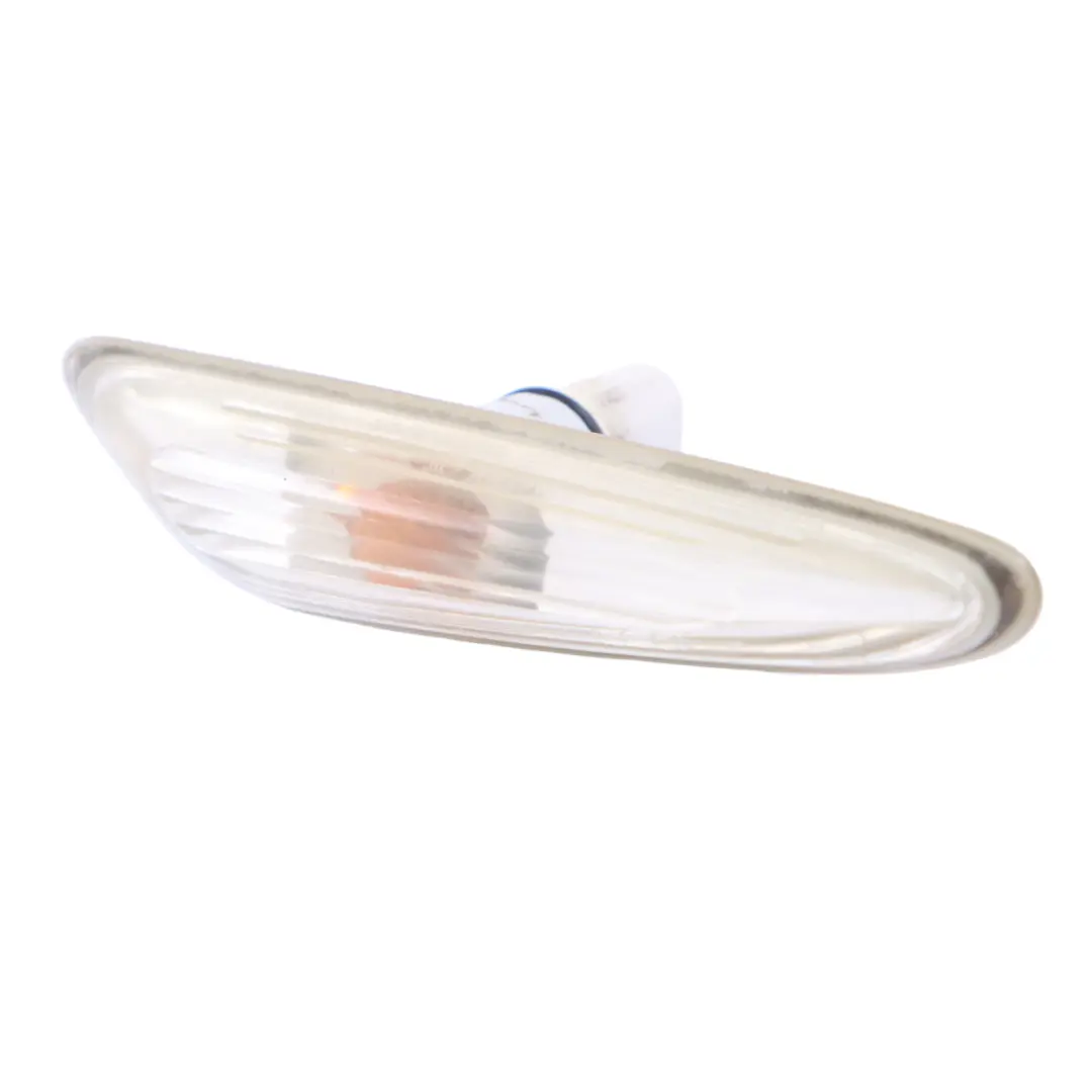 Luci di Segnalazione Supplementari Indicatore Bianco Dx per BMW X3 E83 con numero di parte 3403614 BMW X3 E83 Luci di Segnalazione Supplementari Indicatore Bianco Dx - SKU 3418448 - Numero di parte 3403614