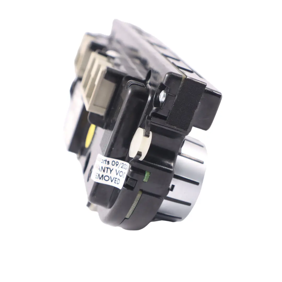 Panel de Aire Acondicionado Interruptor Control para Volkswagen Passat B7 con número de pieza 3AA907044BB Volkswagen Passat B7 Panel de Aire Acondicionado Interruptor Control - SKU 3AA907044BB - Número de pieza 3AA907044BB