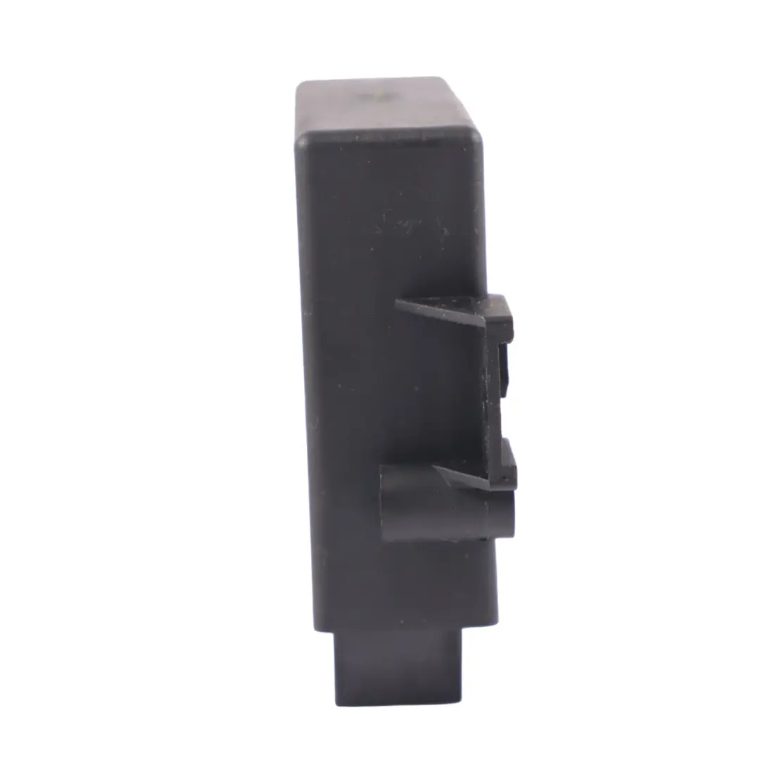 Moduł Sterownik Czujników Parkowania PDC do Volkswagen VW Passat B7 o numerze 3AA919475N Volkswagen VW Passat B7 Moduł Sterownik Czujników Parkowania PDC - SKU 3AA919475N - Numer Części 3AA919475N