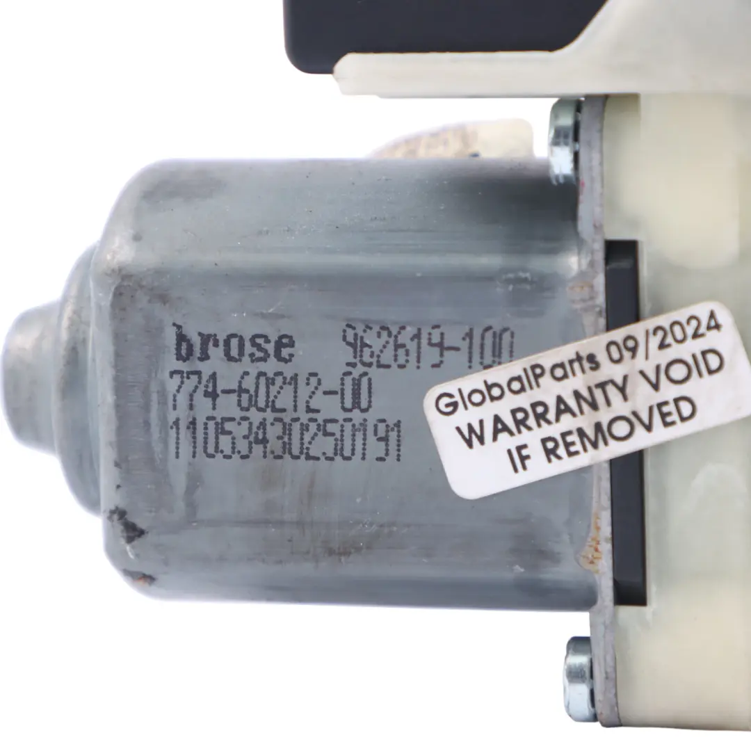 Podnośnik Szyby Silnik Regulatora Lewy Tył do Volkswagen Passat B7 o numerze 3AA959703B Volkswagen Passat B7 Podnośnik Szyby Silnik Regulatora Lewy Tył - SKU 3AA959703B - Numer Części 3AA959703B