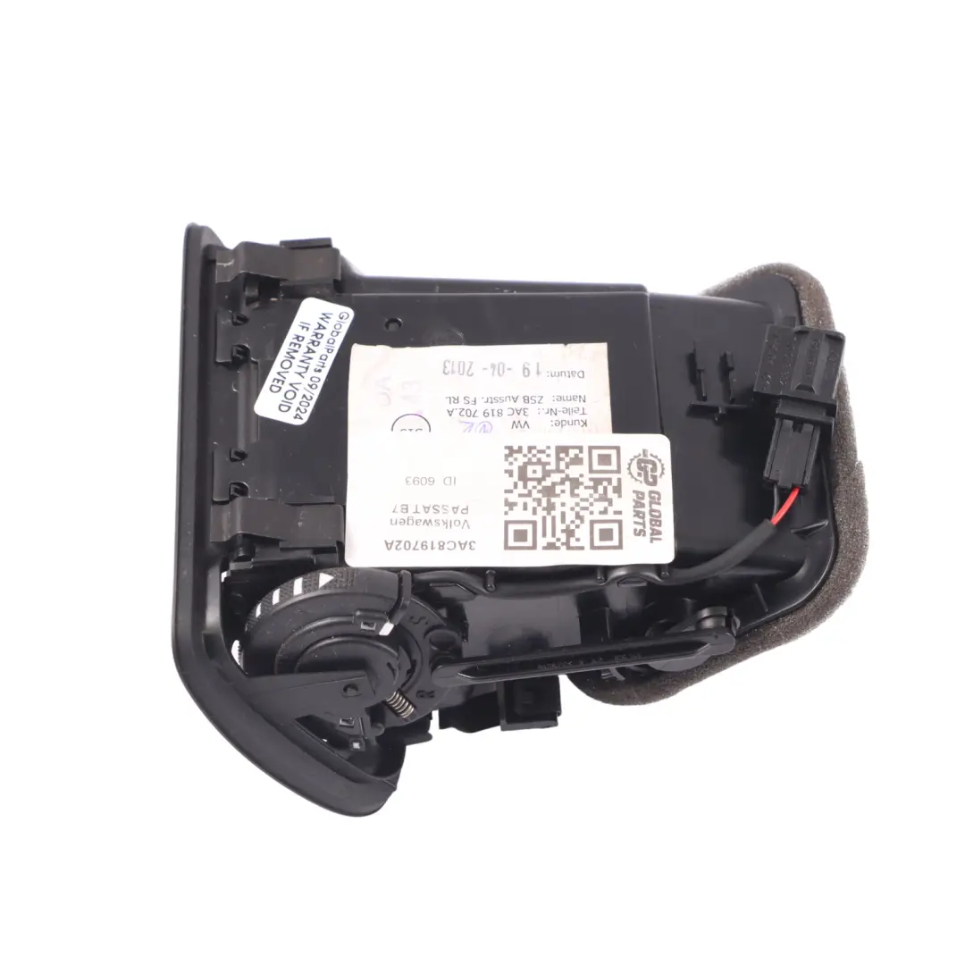 Dashboard Air Vent Grille Front Right O/S to Volkswagen VW Passat B7 with Part number 3AC819702A Volkswagen VW Passat B7 Dashboard Air Vent Grille Front Right O/S - SKU RHD-3AC819702A - Part number 3AC819702A