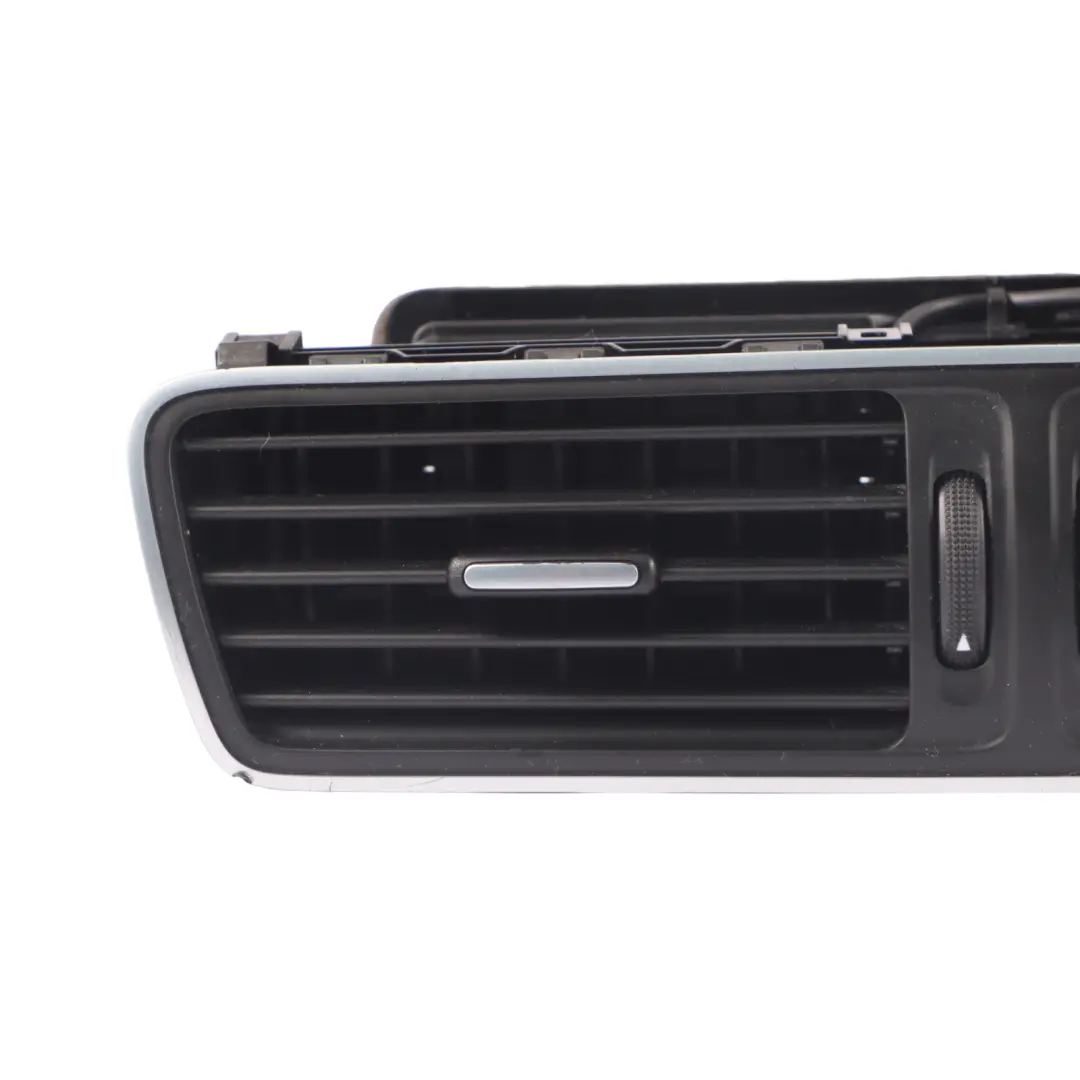 Dashboard Air Vent Grille Front Central 3AC819702A to Volkswagen VW Passat B7 with Part number 3AC819728A Volkswagen VW Passat B7 Dashboard Air Vent Grille Front Central 3AC819702A - SKU RHD-3AC819728A - Part number 3AC819728A