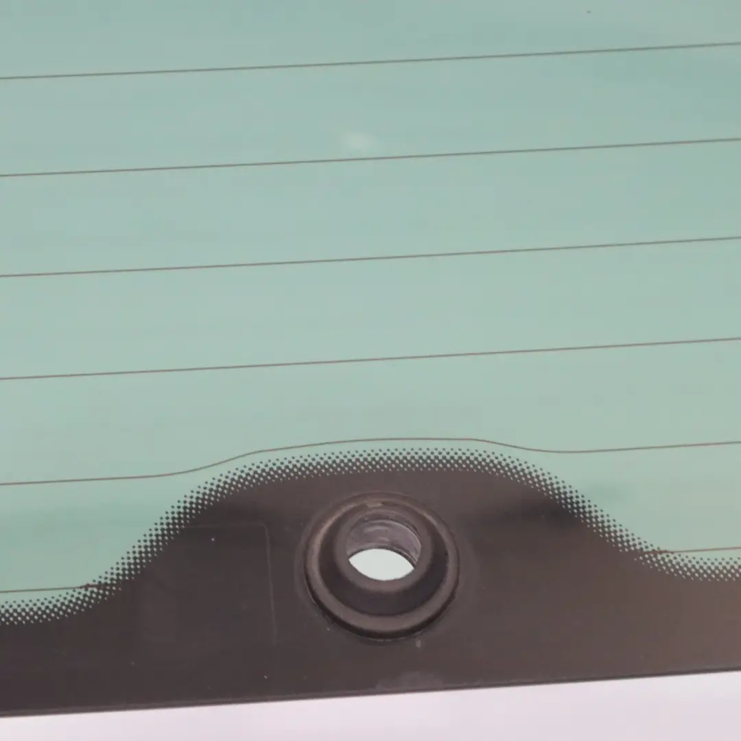 Heck Scheibe Koffer Raum Klappe Glas für Volkswagen Passat B7 mit Teilenummer 3AF845051J Volkswagen Passat B7 Heck Scheibe Koffer Raum Klappe Glas - SKU 3AF845051J - Teilenummer 3AF845051J