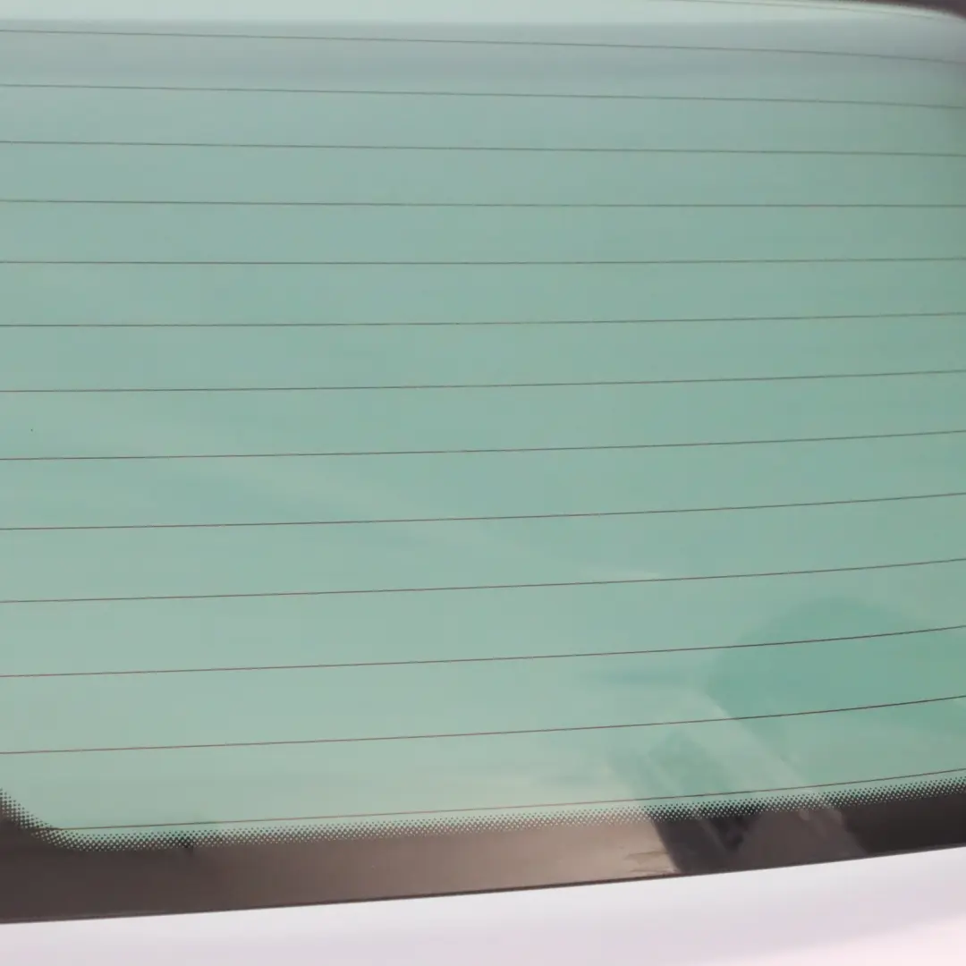 Lunotto Posteriore Coperchio Portellone Vetro per Volkswagen Passat B7 con numero di parte 3AF845051J Volkswagen Passat B7 Lunotto Posteriore Coperchio Portellone Vetro - SKU 3AF845051J - Numero di parte 3AF845051J