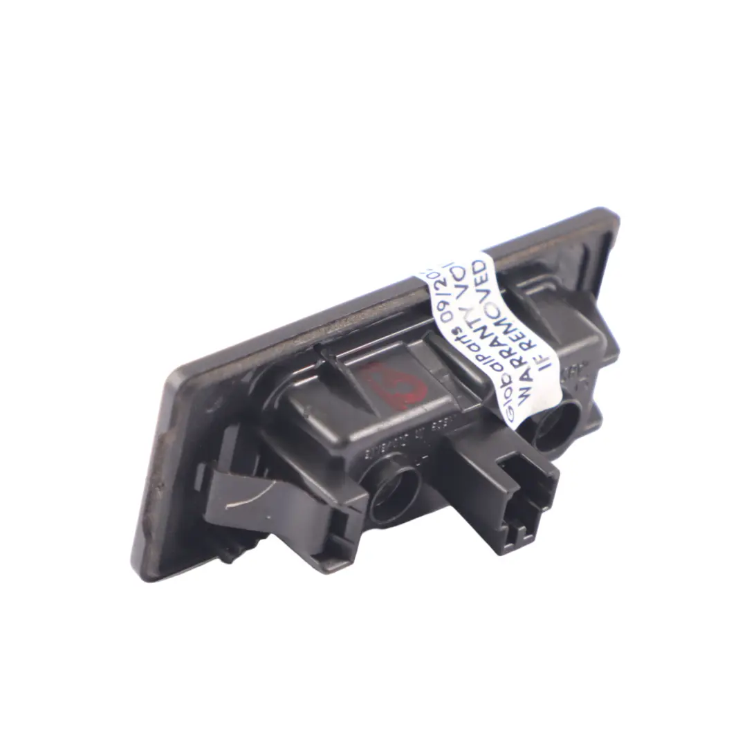 Lampe Eclairage Plaque d'Immatriculation Arrière pour Volkswagen Passat B7 à propos du numéro de pièce 3AF943021A Volkswagen Passat B7 Lampe Eclairage Plaque d'Immatriculation Arrière - SKU 3AF943021A - Numéro de pièce 3AF943021A